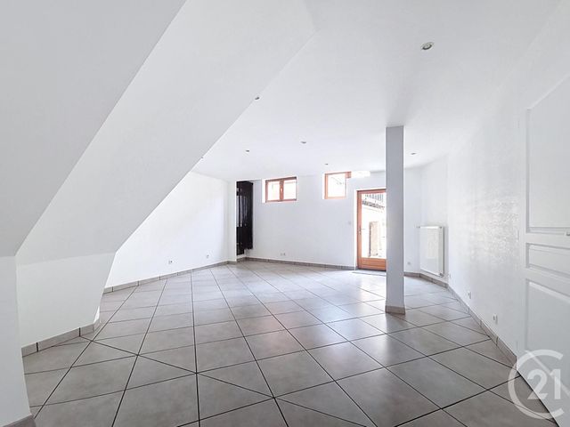 maison à vendre - 7 pièces - 217.3 m2 - MOZAC - 63 - AUVERGNE - Century 21 Agence Girard