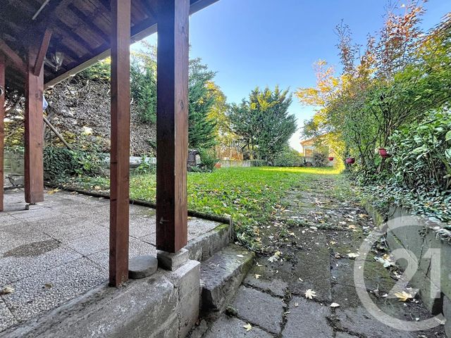 maison à vendre - 7 pièces - 217.3 m2 - MOZAC - 63 - AUVERGNE - Century 21 Agence Girard