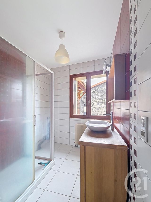 maison à vendre - 7 pièces - 217.3 m2 - MOZAC - 63 - AUVERGNE - Century 21 Agence Girard