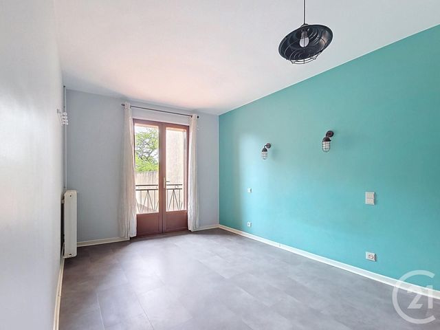 maison à vendre - 7 pièces - 217.3 m2 - MOZAC - 63 - AUVERGNE - Century 21 Agence Girard