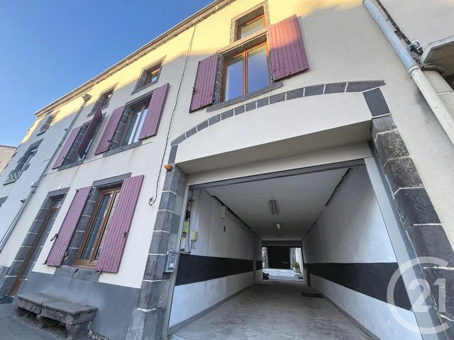 maison à vendre - 7 pièces - 217.3 m2 - MOZAC - 63 - AUVERGNE - Century 21 Agence Girard