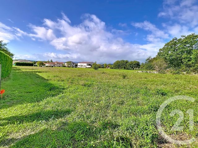 terrain - ST BONNET PRES RIOM - 63