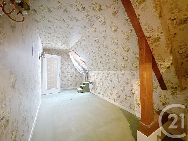 maison à vendre - 8 pièces - 174.0 m2 - ORCINES - 63 - AUVERGNE - Century 21 Agence Girard