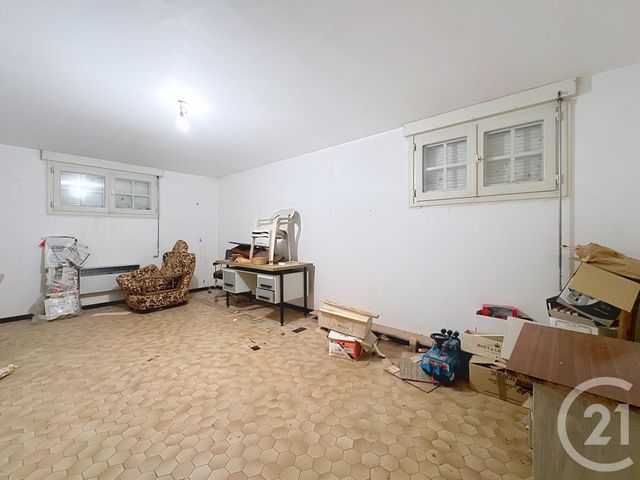 maison à vendre - 8 pièces - 174.0 m2 - ORCINES - 63 - AUVERGNE - Century 21 Agence Girard