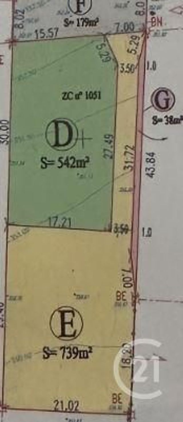 Afficher la photo en grand terrain à vendre - 739.0 m2 - ST BONNET PRES RIOM - 63 - AUVERGNE - Century 21 Agence Girard