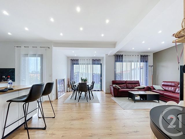 maison à vendre - 6 pièces - 148.0 m2 - MOZAC - 63 - AUVERGNE - Century 21 Agence Girard