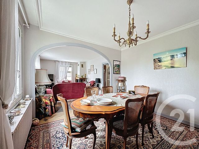 maison à vendre - 5 pièces - 115.96 m2 - RIOM - 63 - AUVERGNE - Century 21 Agence Girard