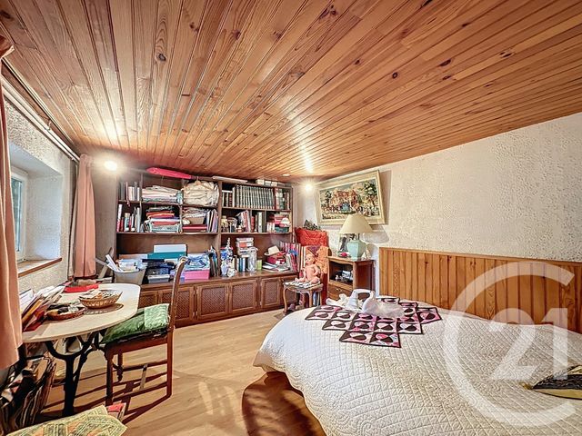 maison à vendre - 5 pièces - 115.96 m2 - RIOM - 63 - AUVERGNE - Century 21 Agence Girard