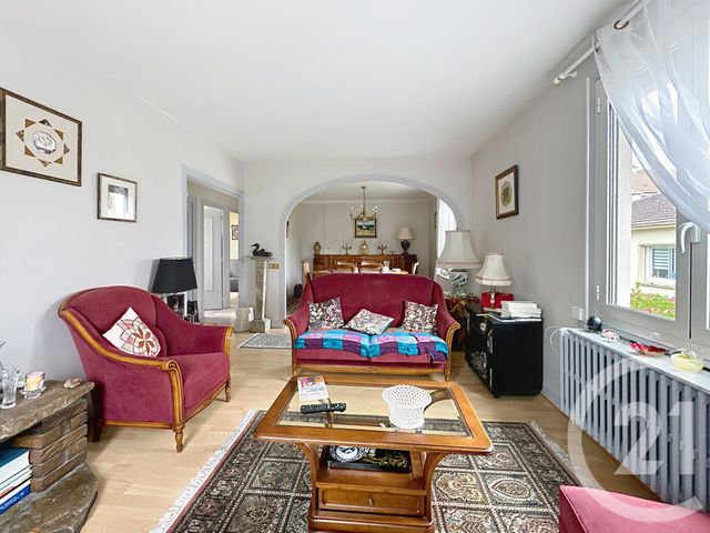 maison à vendre - 5 pièces - 115.96 m2 - RIOM - 63 - AUVERGNE - Century 21 Agence Girard