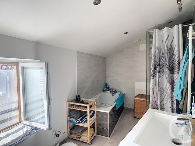 maison à louer - 4 pièces - 87.61 m2 - AULNAT - 63 - AUVERGNE - Century 21 Agence Girard