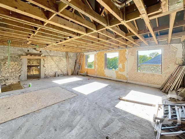 maison à vendre - 6 pièces - 155.86 m2 - CHARBONNIERES LES VARENNES - 63 - AUVERGNE - Century 21 Agence Girard