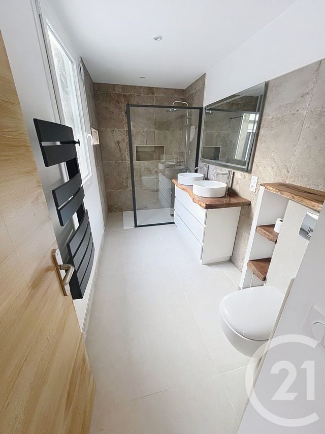 Appartement F3 à louer - 3 pièces - 68.45 m2 - GERZAT - 63 - AUVERGNE - Century 21 Agence Girard