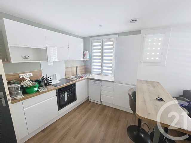 Appartement F2 à louer - 2 pièces - 36.7 m2 - GERZAT - 63 - AUVERGNE - Century 21 Agence Girard