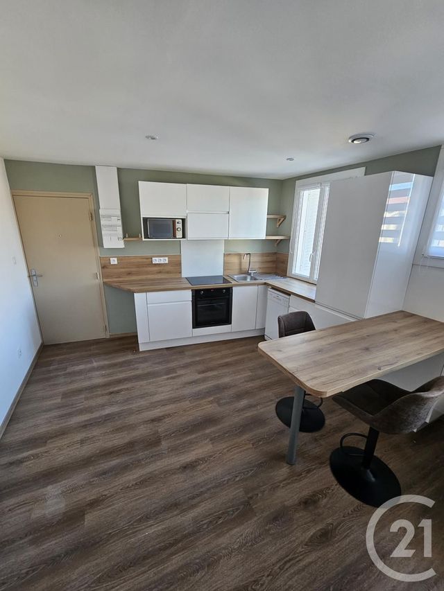 Appartement F2 à louer - 2 pièces - 36.7 m2 - GERZAT - 63 - AUVERGNE - Century 21 Agence Girard