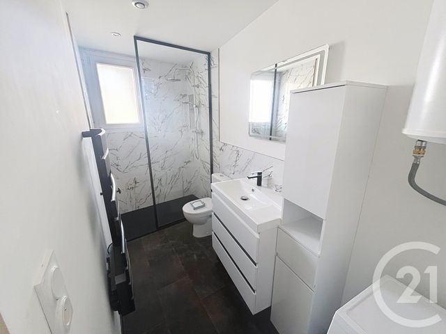 Appartement F2 à louer - 2 pièces - 36.7 m2 - GERZAT - 63 - AUVERGNE - Century 21 Agence Girard