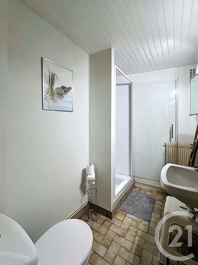 maison à vendre - 8 pièces - 125.0 m2 - CHATEL GUYON - 63 - AUVERGNE - Century 21 Agence Girard