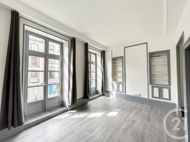 Appartement Studio à louer - 1 pièce - 41.75 m2 - RIOM - 63 - AUVERGNE - Century 21 Agence Girard