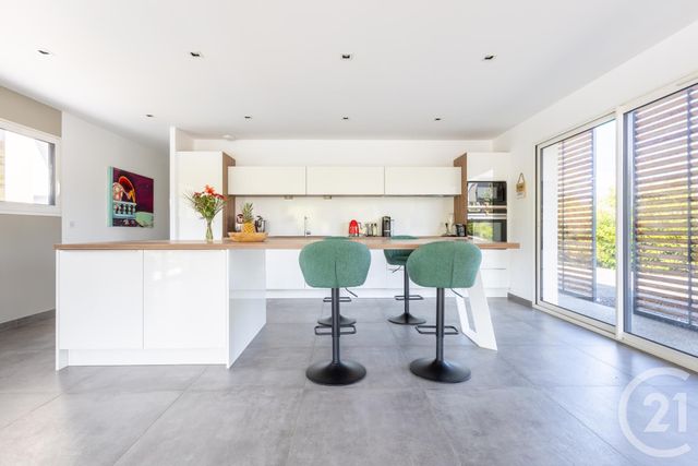 maison à vendre - 5 pièces - 143.93 m2 - RIOM - 63 - AUVERGNE - Century 21 Agence Girard