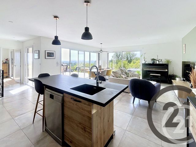 maison à vendre - 5 pièces - 148.0 m2 - CHATEL GUYON - 63 - AUVERGNE - Century 21 Agence Girard