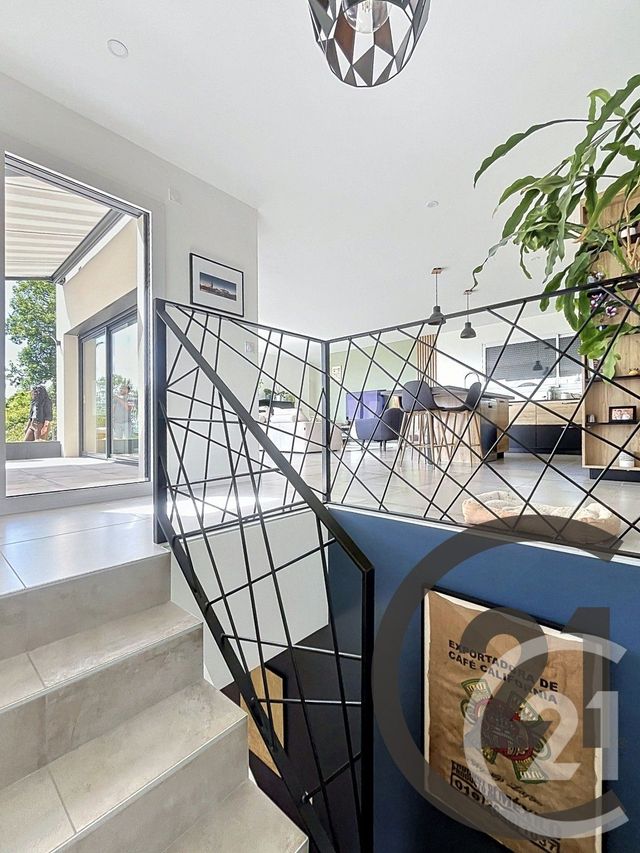 maison à vendre - 5 pièces - 148.0 m2 - CHATEL GUYON - 63 - AUVERGNE - Century 21 Agence Girard