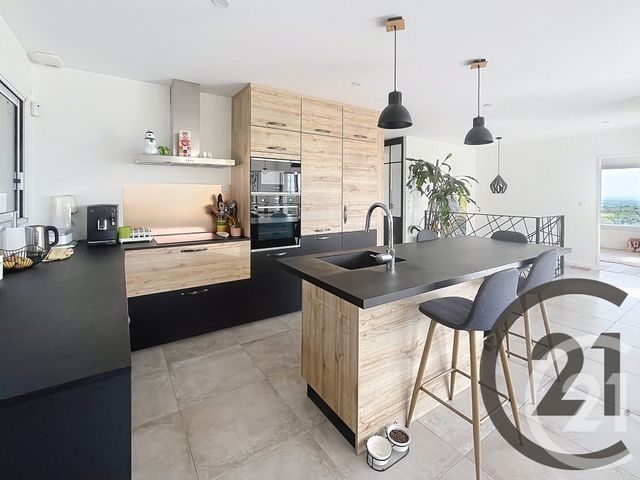 maison à vendre - 5 pièces - 148.0 m2 - CHATEL GUYON - 63 - AUVERGNE - Century 21 Agence Girard