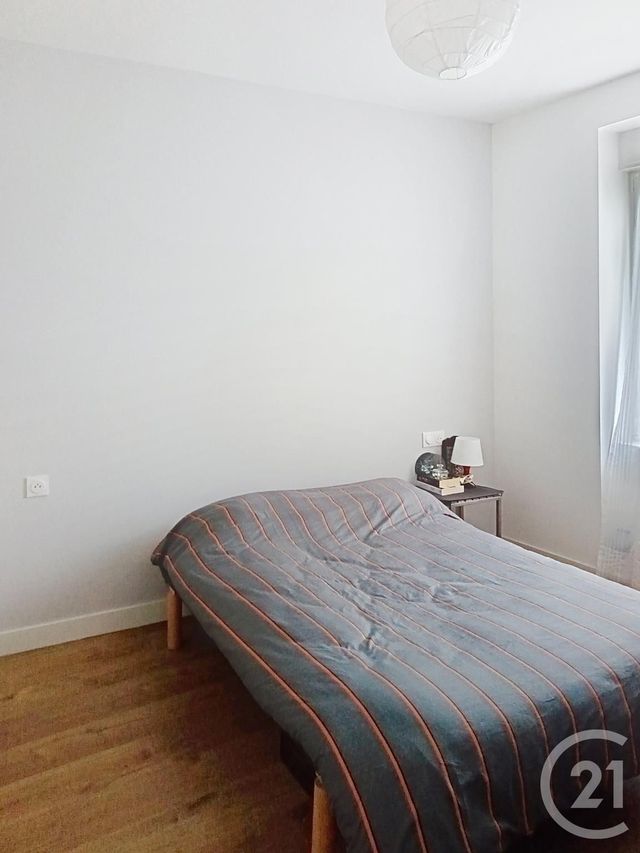 Appartement F3 à vendre - 4 pièces - 79.56 m2 - CHATEL GUYON - 63 - AUVERGNE - Century 21 Agence Girard