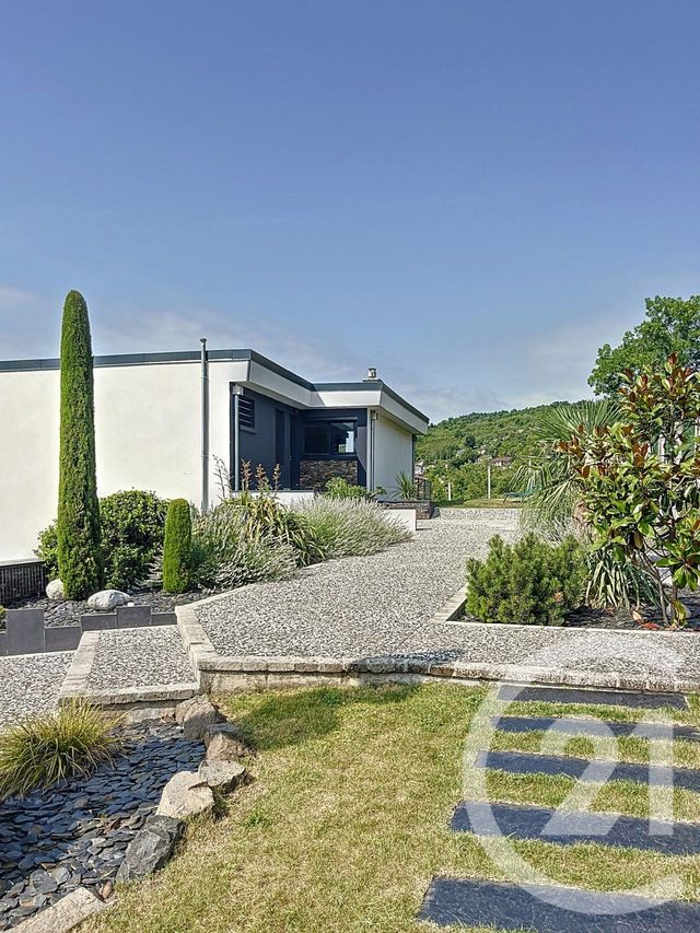 maison à vendre - 6 pièces - 170.0 m2 - BLANZAT - 63 - AUVERGNE - Century 21 Agence Girard