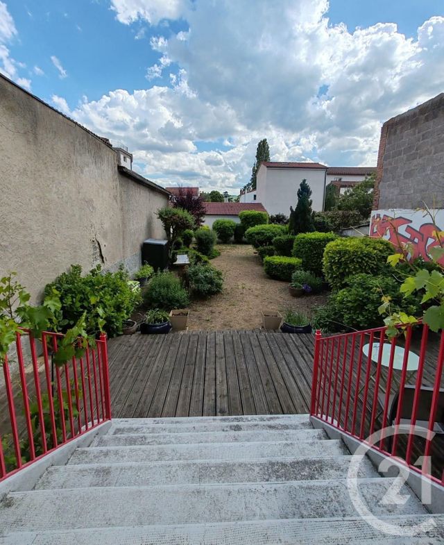 maison à vendre - 8 pièces - 197.0 m2 - RIOM - 63 - AUVERGNE - Century 21 Agence Girard