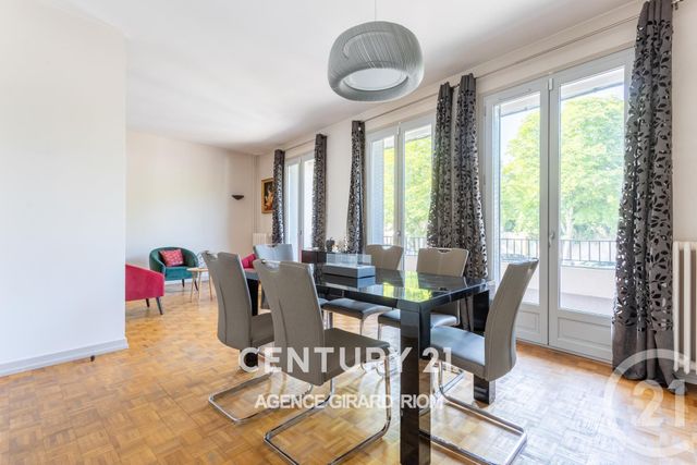 maison à vendre - 8 pièces - 197.0 m2 - RIOM - 63 - AUVERGNE - Century 21 Agence Girard