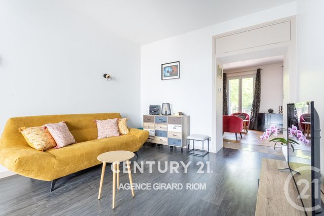 maison à vendre - 8 pièces - 197.0 m2 - RIOM - 63 - AUVERGNE - Century 21 Agence Girard