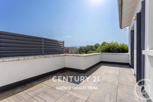 maison à vendre - 8 pièces - 197.0 m2 - RIOM - 63 - AUVERGNE - Century 21 Agence Girard