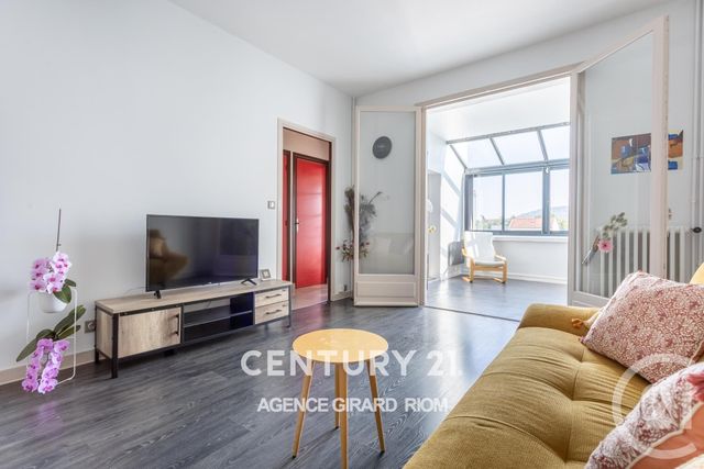 maison à vendre - 8 pièces - 197.0 m2 - RIOM - 63 - AUVERGNE - Century 21 Agence Girard