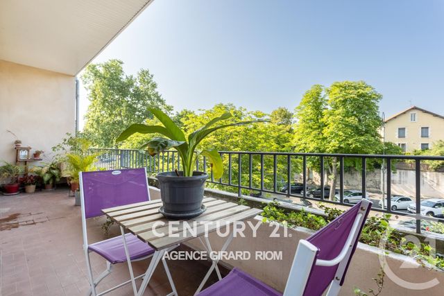 maison à vendre - 8 pièces - 197.0 m2 - RIOM - 63 - AUVERGNE - Century 21 Agence Girard