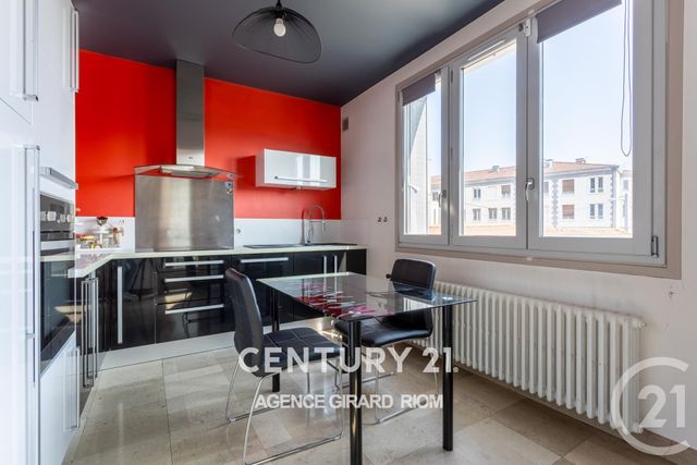 maison à vendre - 8 pièces - 197.0 m2 - RIOM - 63 - AUVERGNE - Century 21 Agence Girard