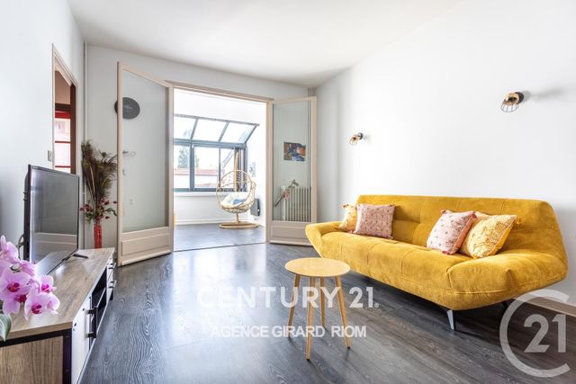 maison à vendre - 8 pièces - 197.0 m2 - RIOM - 63 - AUVERGNE - Century 21 Agence Girard