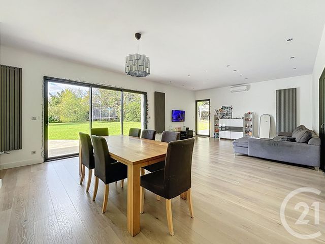 maison à vendre - 6 pièces - 159.4 m2 - MOZAC - 63 - AUVERGNE - Century 21 Agence Girard