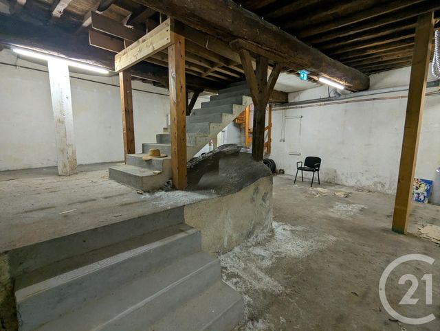 commerce à louer - 130.0 m2 - RIOM - 63 - AUVERGNE - Century 21 Agence Girard