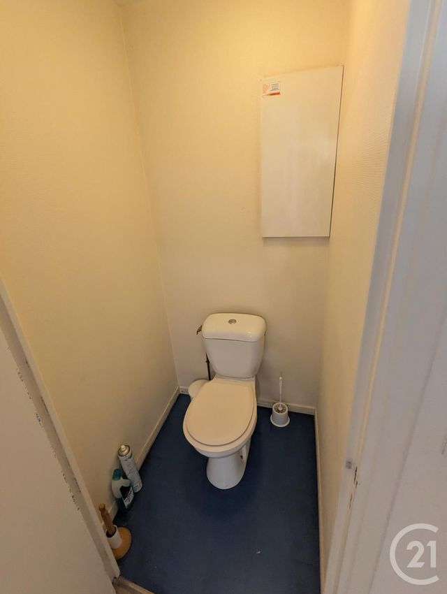 commerce à louer - 130.0 m2 - RIOM - 63 - AUVERGNE - Century 21 Agence Girard