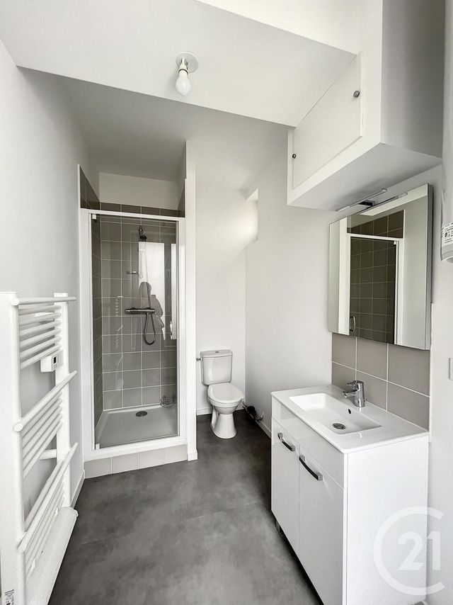 Appartement F2 à louer - 2 pièces - 38.58 m2 - CLERMONT FERRAND - 63 - AUVERGNE - Century 21 Agence Girard