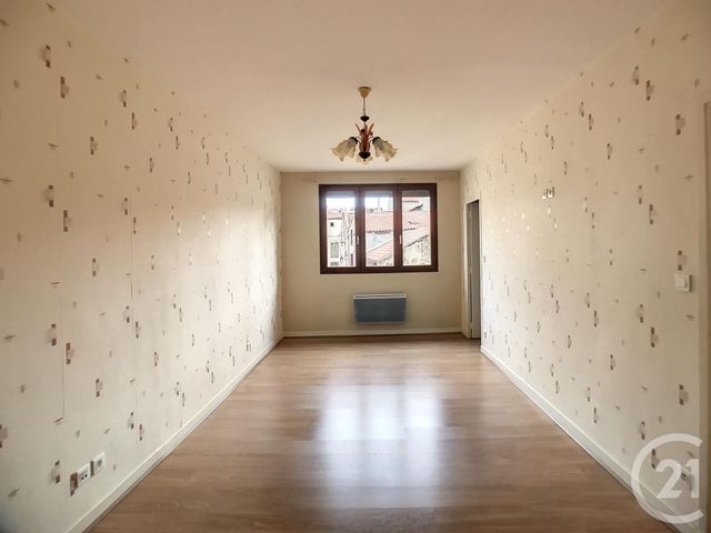 Afficher la photo en grand maison à louer - 2 pièces - 69.12 m2 - RIOM - 63 - AUVERGNE - Century 21 Agence Girard