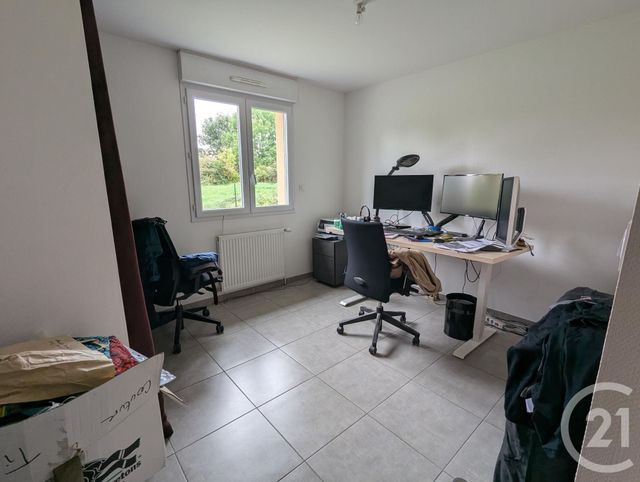 maison à louer - 5 pièces - 106.98 m2 - COMBRONDE - 63 - AUVERGNE - Century 21 Agence Girard