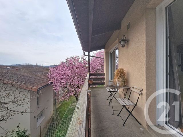 maison à vendre - 6 pièces - 139.8 m2 - ST BONNET PRES RIOM - 63 - AUVERGNE - Century 21 Agence Girard