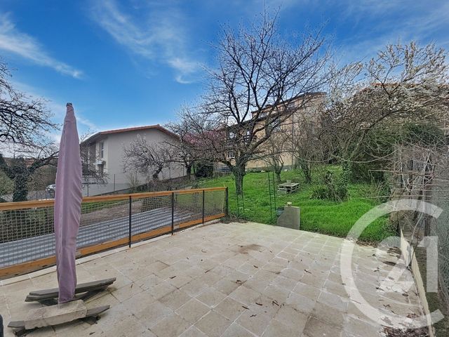 maison à vendre - 6 pièces - 139.8 m2 - ST BONNET PRES RIOM - 63 - AUVERGNE - Century 21 Agence Girard