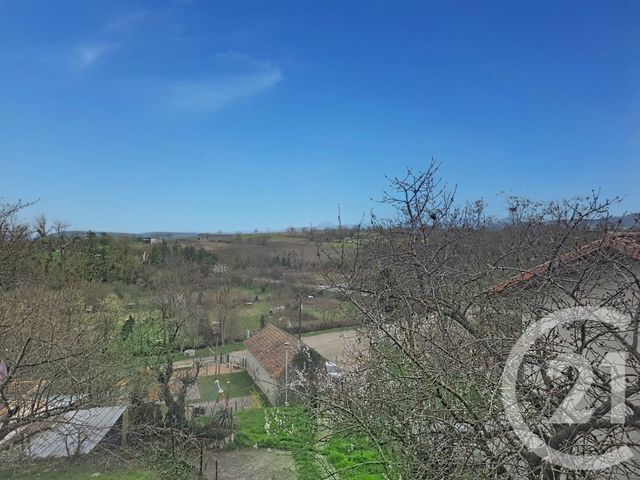 maison à vendre - 6 pièces - 139.8 m2 - ST BONNET PRES RIOM - 63 - AUVERGNE - Century 21 Agence Girard