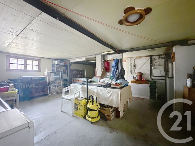 maison à vendre - 7 pièces - 169.0 m2 - RIOM - 63 - AUVERGNE - Century 21 Agence Girard