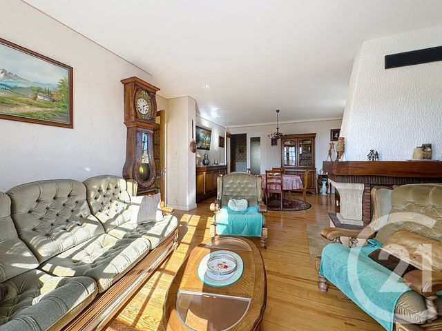 maison à vendre - 7 pièces - 169.0 m2 - RIOM - 63 - AUVERGNE - Century 21 Agence Girard