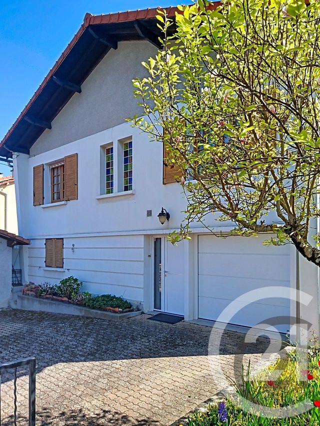 maison à vendre - 7 pièces - 169.0 m2 - RIOM - 63 - AUVERGNE - Century 21 Agence Girard