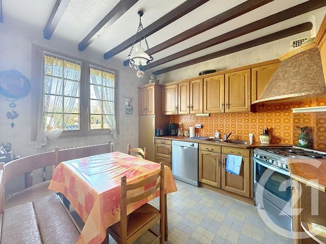 maison à vendre - 7 pièces - 169.0 m2 - RIOM - 63 - AUVERGNE - Century 21 Agence Girard