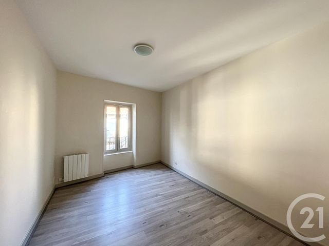 maison à louer - 2 pièces - 54.74 m2 - VOLVIC - 63 - AUVERGNE - Century 21 Agence Girard