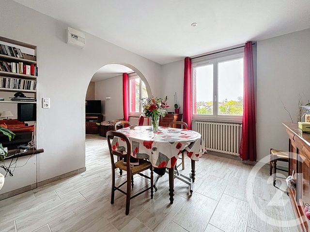 maison à vendre - 10 pièces - 194.0 m2 - RIOM - 63 - AUVERGNE - Century 21 Agence Girard